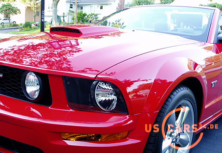 2007 FORD MUSTANG --- Motorhauben-Hutze